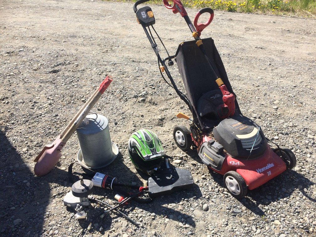 Lot of miscellaneous items 