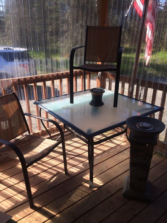 Table w/propane burner lamp and chairs