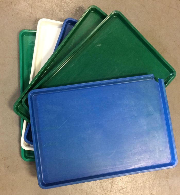 Plastic prep trays 