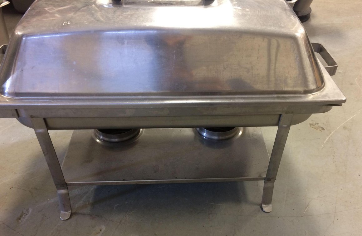 Serving pan and warmer stand with lid and fuel holders