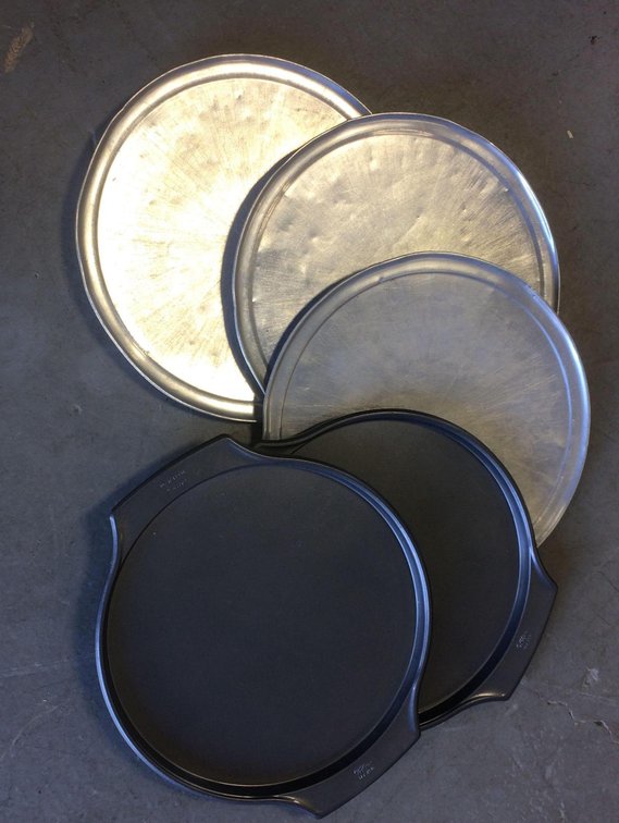 Pizza pan assortment
