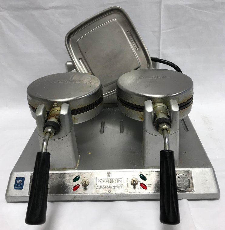 Waffle maker