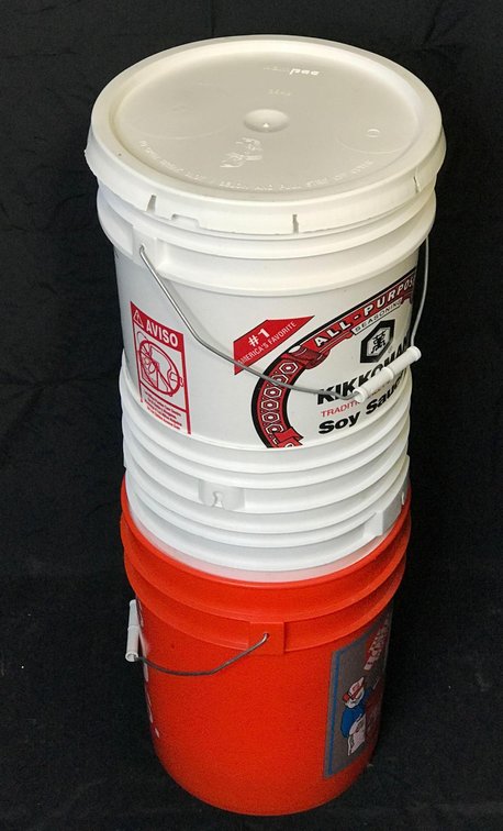 5 gallon buckets 