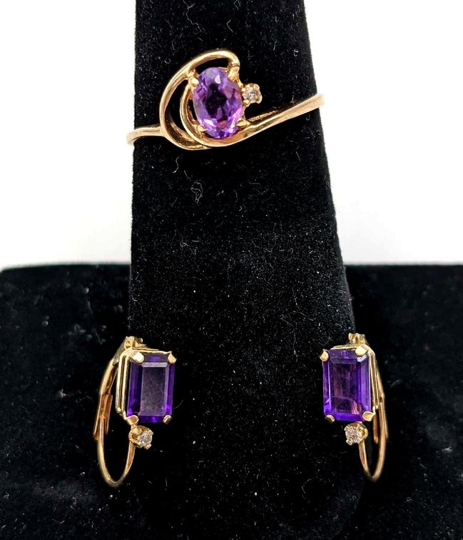 10k Gold & Gemstone Earrings & Ring Set