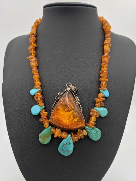 Amber Necklace & Pendant