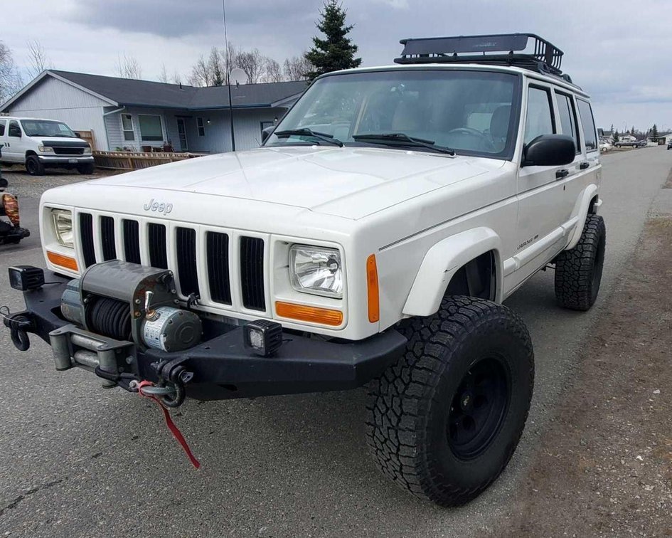 1999 Jeep Cherokee 4x4 w/Offroad Upgrades