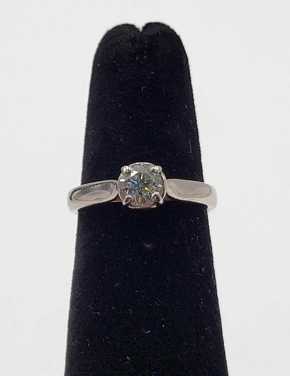 14k Gold & Diamond Ring