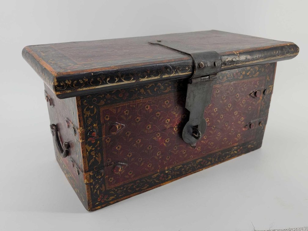 Rajasthani Decorative Coffer Trunk