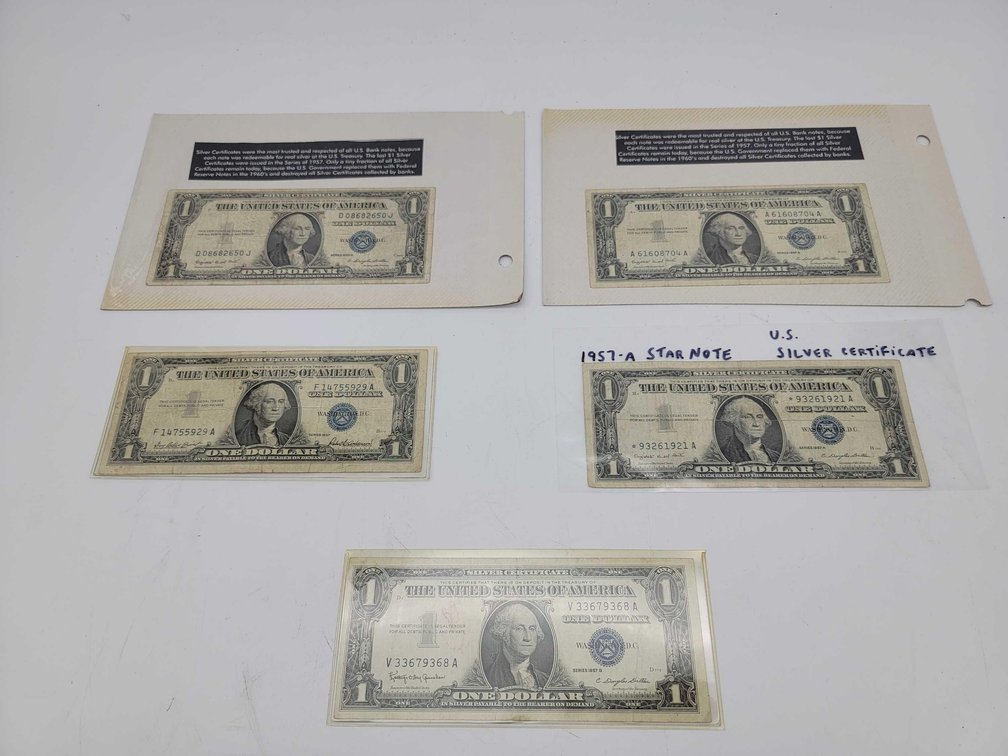5x U.S. $1 Silver Certificates