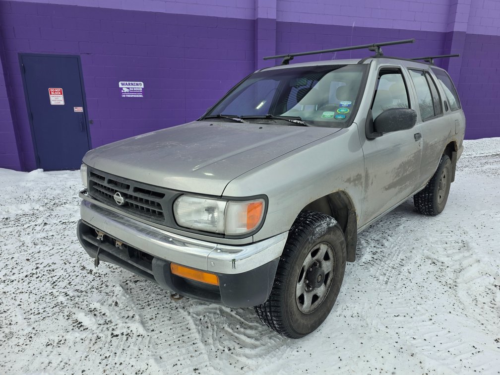 1999 Nissan Pathfinder SUV