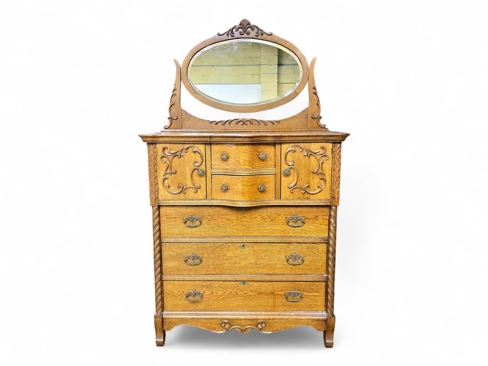 I. Gevurtz & Sons Scrolled Dresser w/ Mirror Harp
