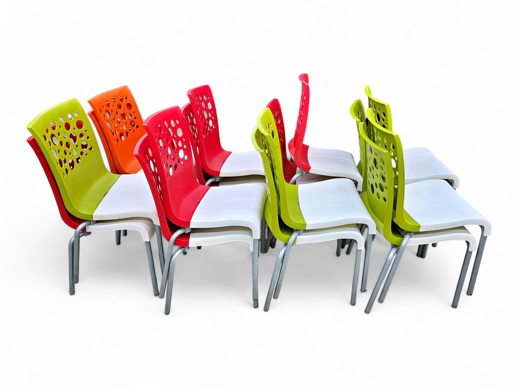 16x Grosfillex Tempo Stacking Side Chairs