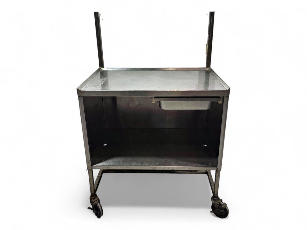 Mobile Commercial Demo Table