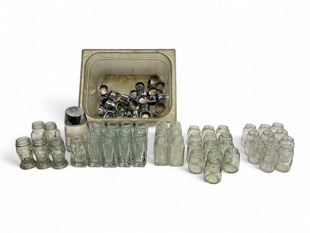 49x Glass Seasoning Shakers