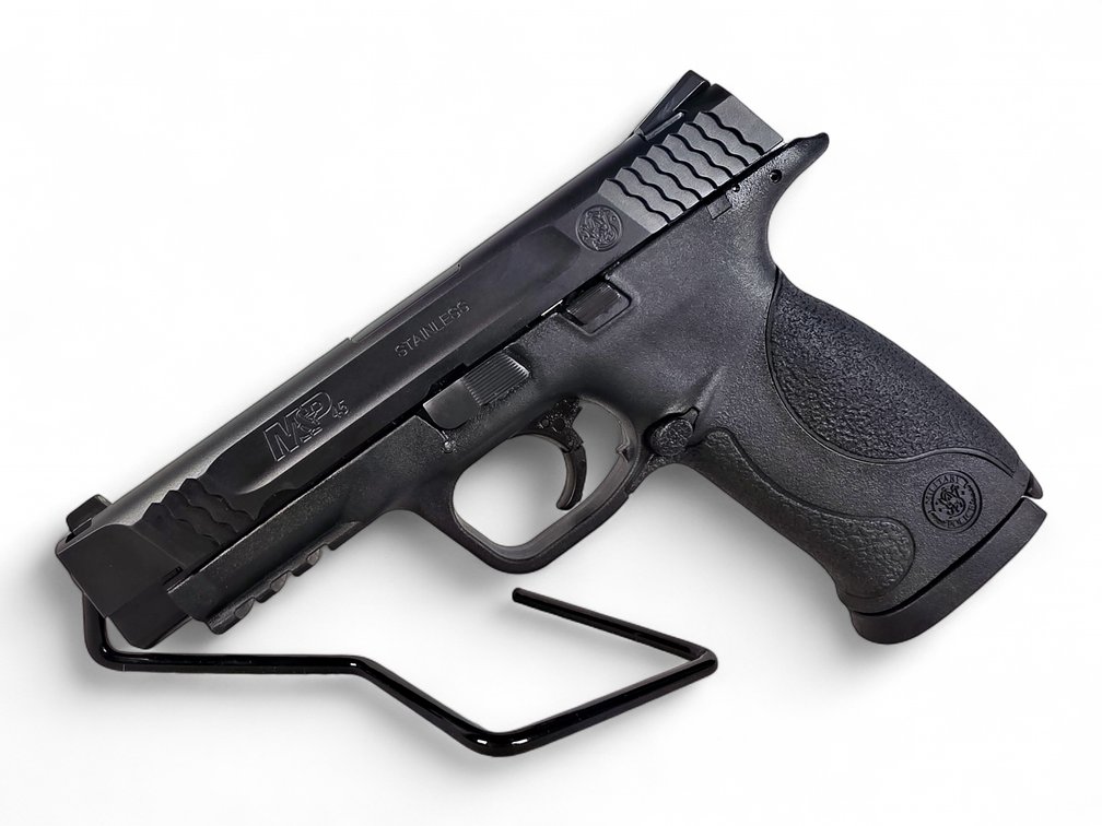 Smith & Wesson M&P45 .45 ACP Semi-Automatic Pistol