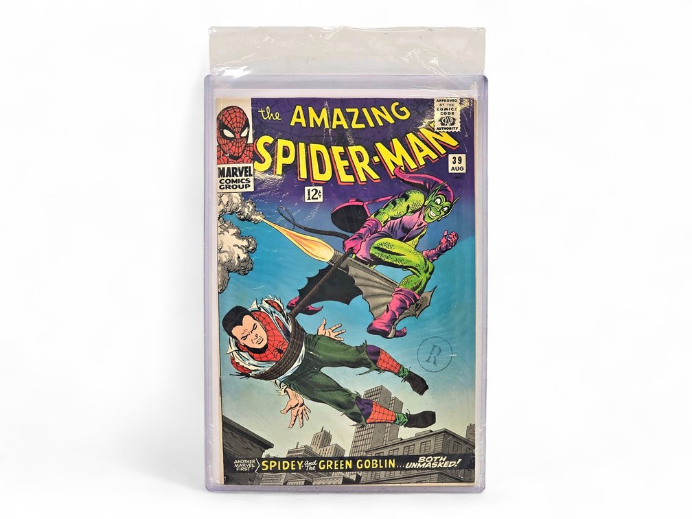 Marvel The Amazing Spider-Man #39 "Spidey and the Green Goblin!" Comic Book