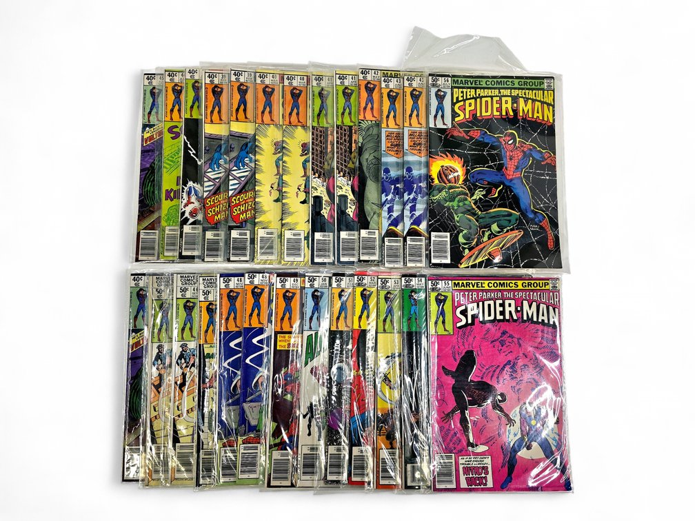 26x Marvel Peter Parker, The Spectacular Spider-Man Comic Books
