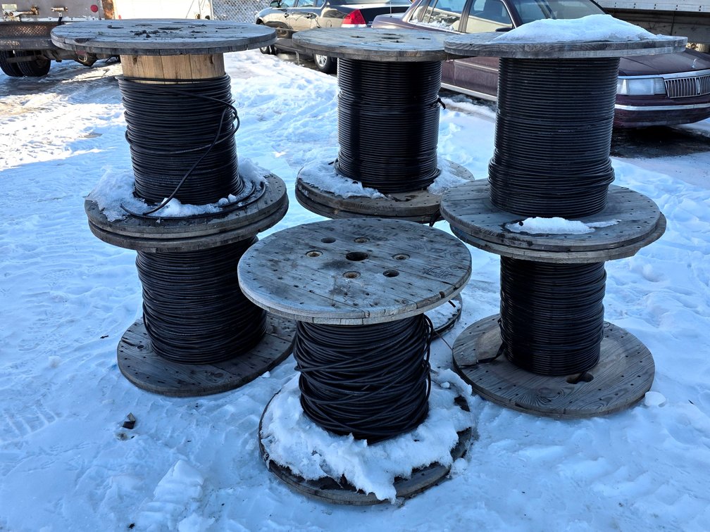7x Industrial Cable Reels & Black Copper Cables