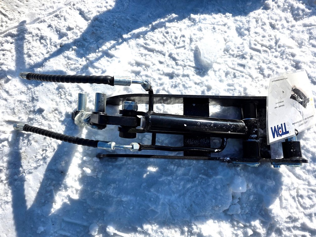 Hydraulic Thumb Attachment - TPM Industrial