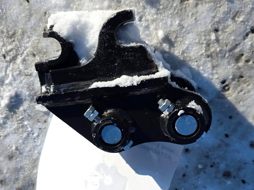 Quick Hitch Attachment - TPM Industrial