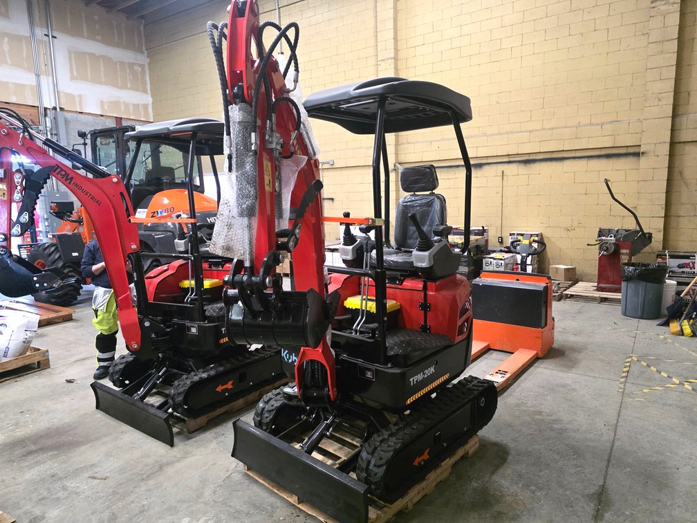Mini Hydraulic Excavator - TPM Industrial - TPM-20K