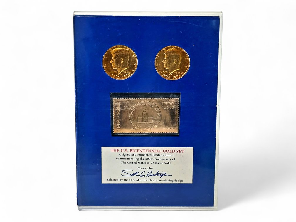 The U.S. Bicentennial Gold Set w/ 23k Gold-Plated 1976 Kennedy Half Dollars w/ Stamp