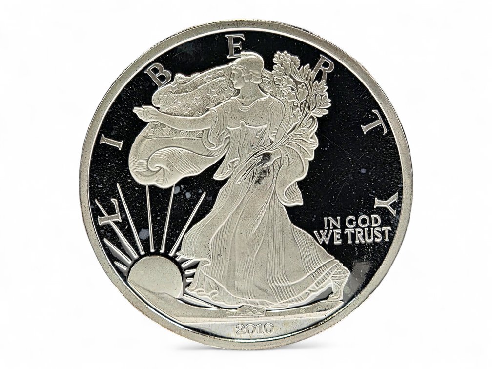 1/2 lb .999 Fine Silver American Eagle Silver Bullion Round