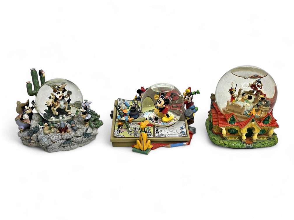 Disney's Mickey Mouse & Friends Musical Snow Globes