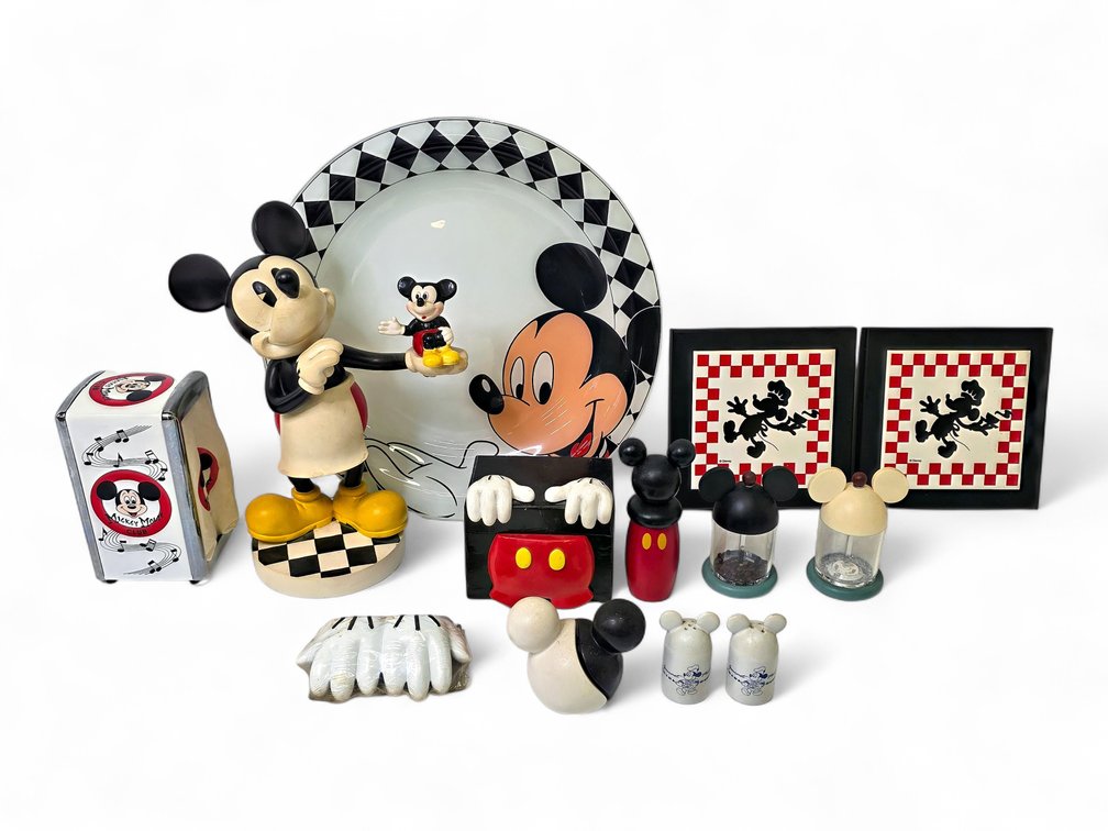 Mickey Mouse Kitchen Items & Decor