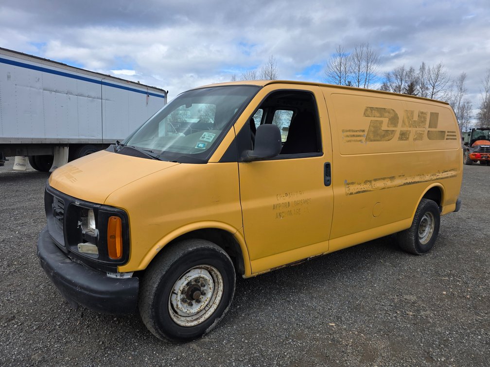 2000 GMC Express Cargo Van