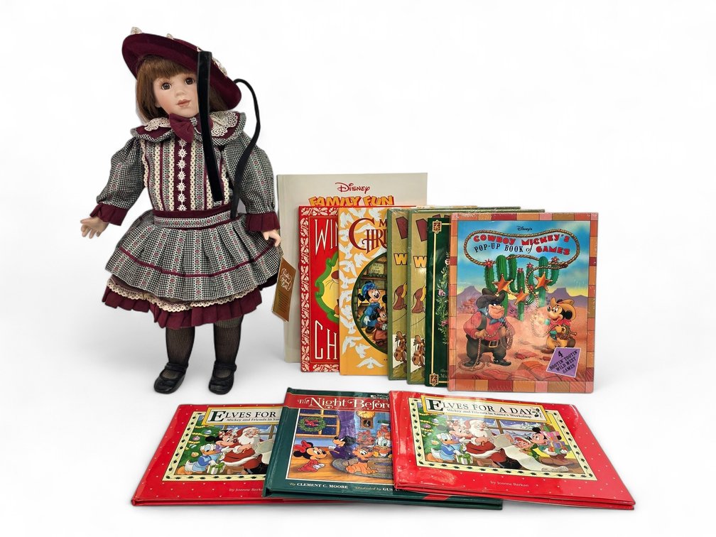 Franklin Coca-Cola Series Doll & 10x Disney Children's Books
