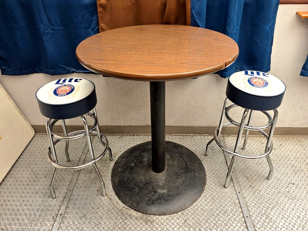 Round Bar Table w/ 2x Miller Lite Bar Stools