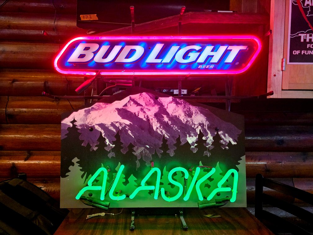 Alaska-Themed Bud Light Illuminated Sign