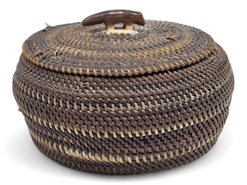 Early Inupiaq Baleen Basket with Fox Finial