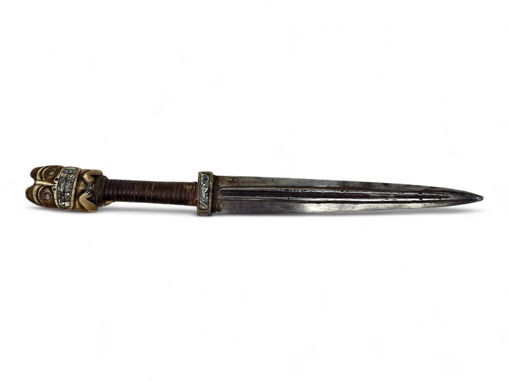 Tlingit Beaver Pommel War Dagger w/ Abalone Inlay
