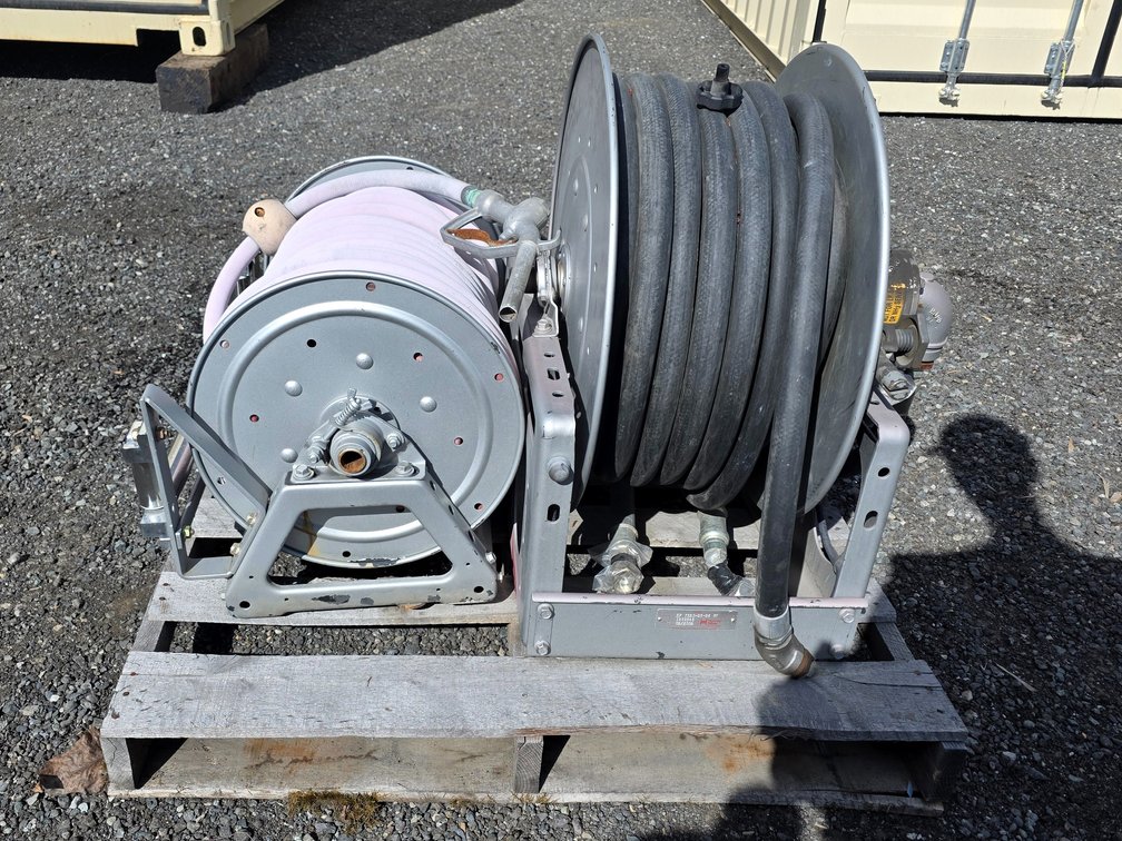 Industrial Hose Reels w/ Fill-Rite Flow Meter