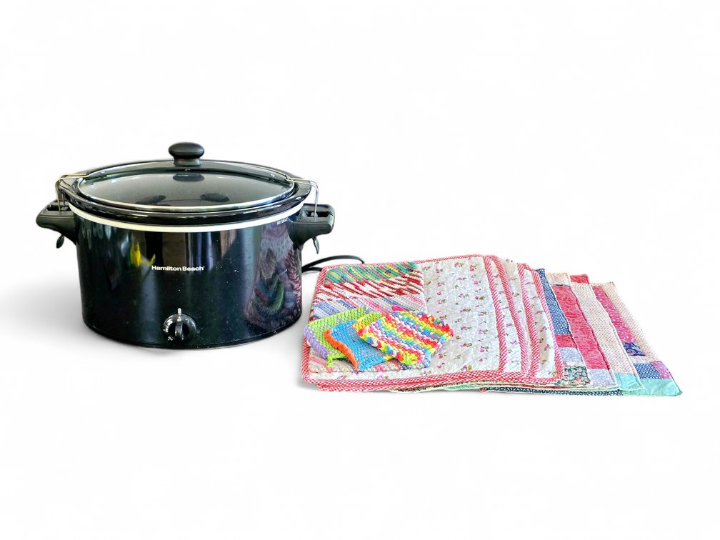 Crock Pot & Placemats
