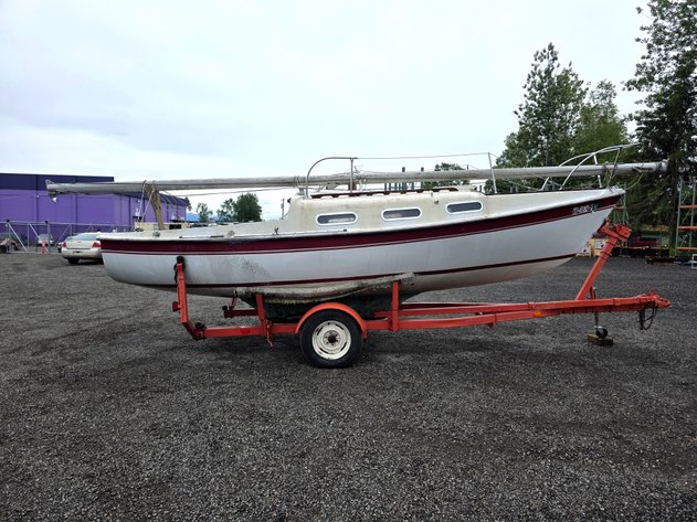 Tanzer Yachts 