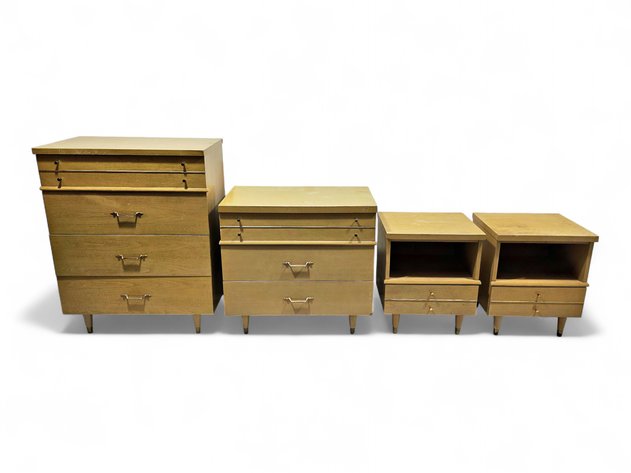 Fashion Flow Dressers & Nightstands