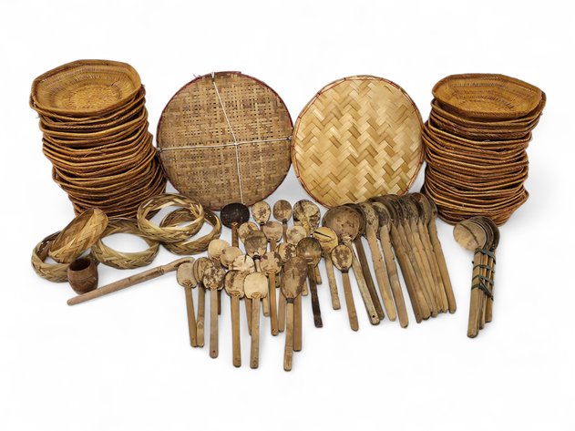 Traditional Filipino Woven Bilao Trays, Plate Holders, Coconut Shell Utensils & More Tableware