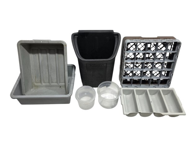 Bus Tubs, Carlisle Trash Bin, Compartment Glassware Rack & More Kitchenware