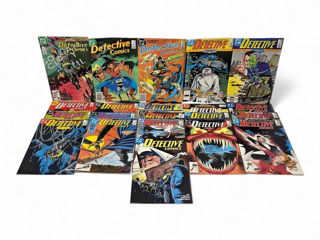 21 x DC Detective Comics