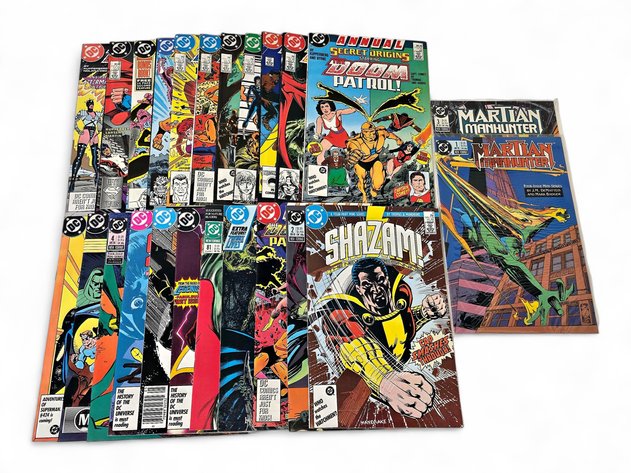 24x DC Doom Patrol, Shazam!, Martian Manhunter, Swamp Thing & More Comic Books