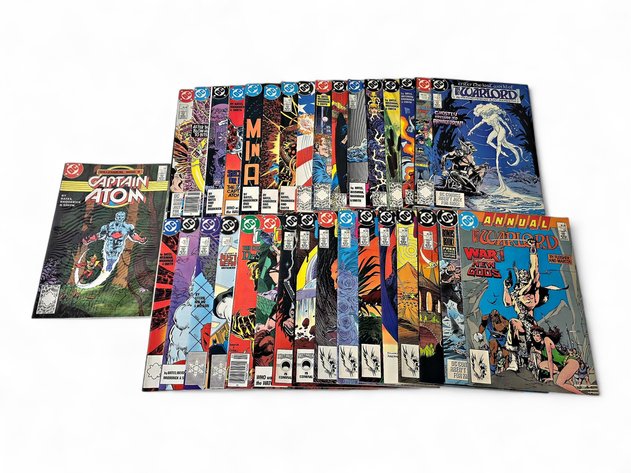 33x DC The Atom & The Warlord Comic Books