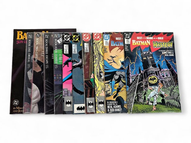 11x DC Batman Comic Books & Batman: The Cult Graphic Novels