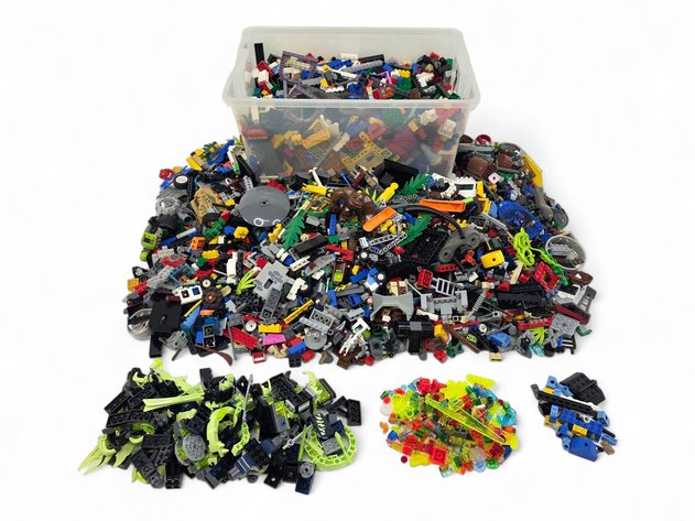 LEGO Bricks & Pieces