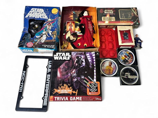 Star Wars & Star Trek Games, Vintage Costume, Doll, Decorative Plates & More Collectibles