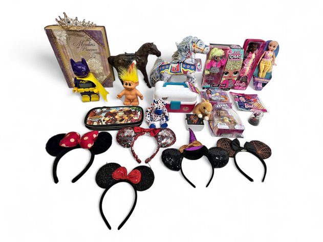 LEGO Batgirl Alarm Clock, L.O.L. Surprise! Doll, Barbies & More