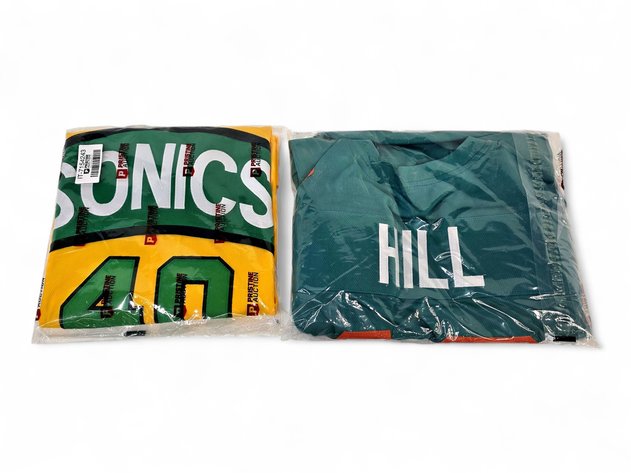 Signed Tyreek Hill Jersey & Shawn Kemp Jersey
