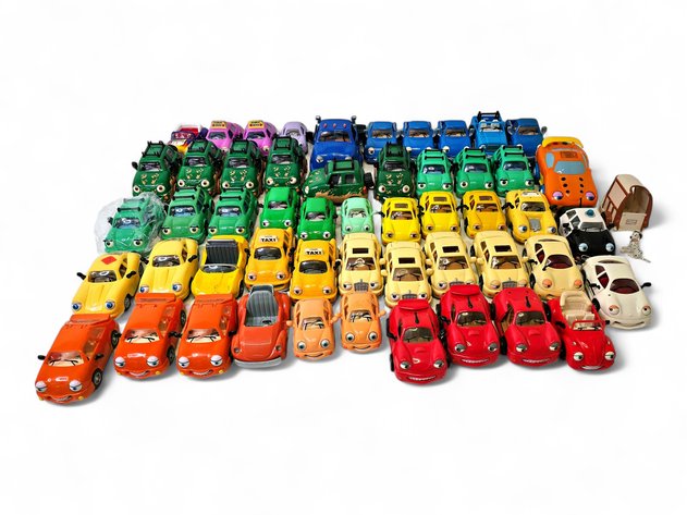 Chevron Cars - Holly Hatchback, Tony Turbo, Wendy Wagon & More